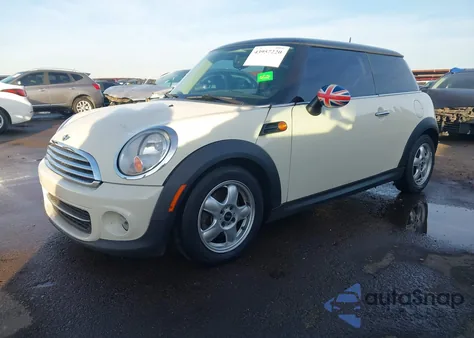 2011 Mini Cooper из США, поврежденный, VIN WMWSU3C58BT096366